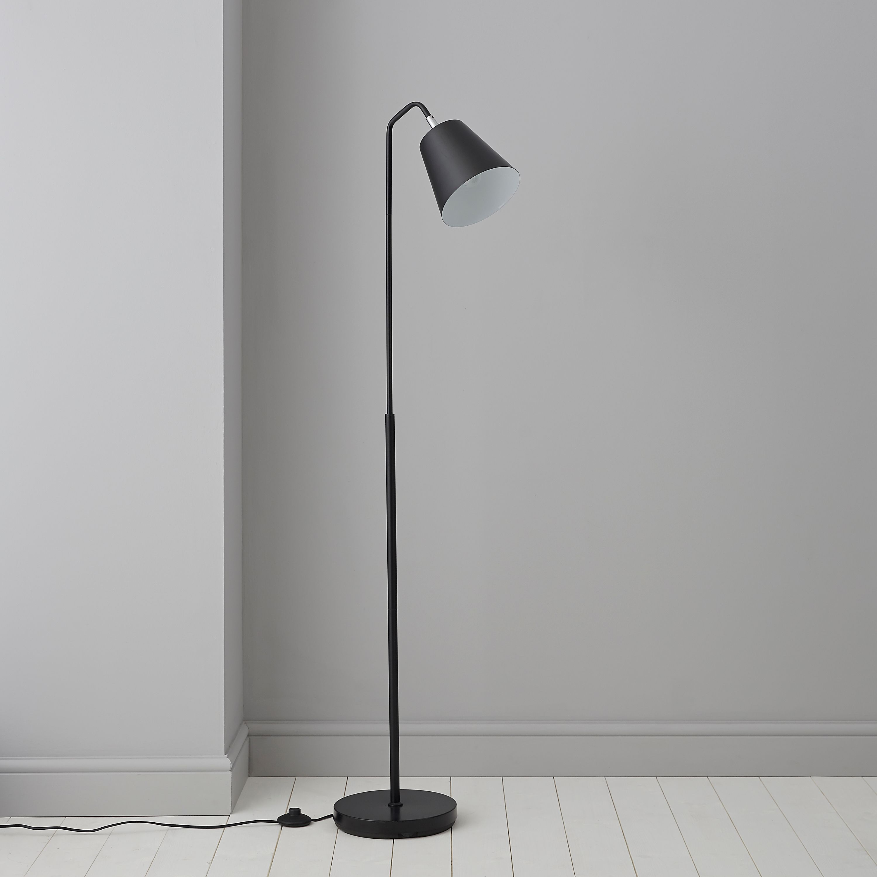 Bernier Black Floor Lamp Floor Lamp Black Floor Lamp with dimensions 3000 X 3000