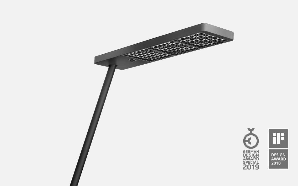 The Lamp For Height Adjustable Desks Tobias Grau regarding proportions 1248 X 780