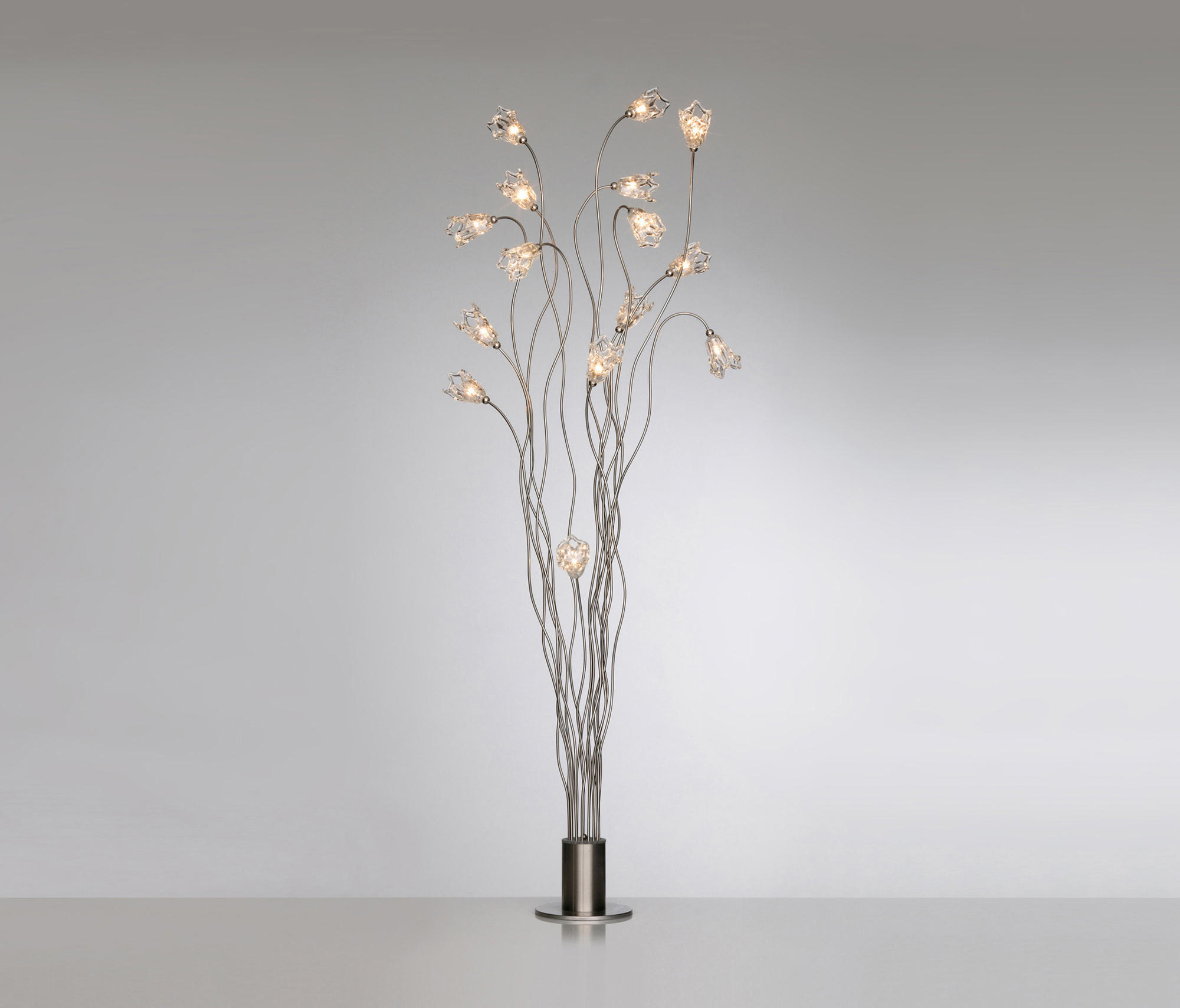 Tree Flag Floor Lamp 15 Architonic in size 2000 X 1709
