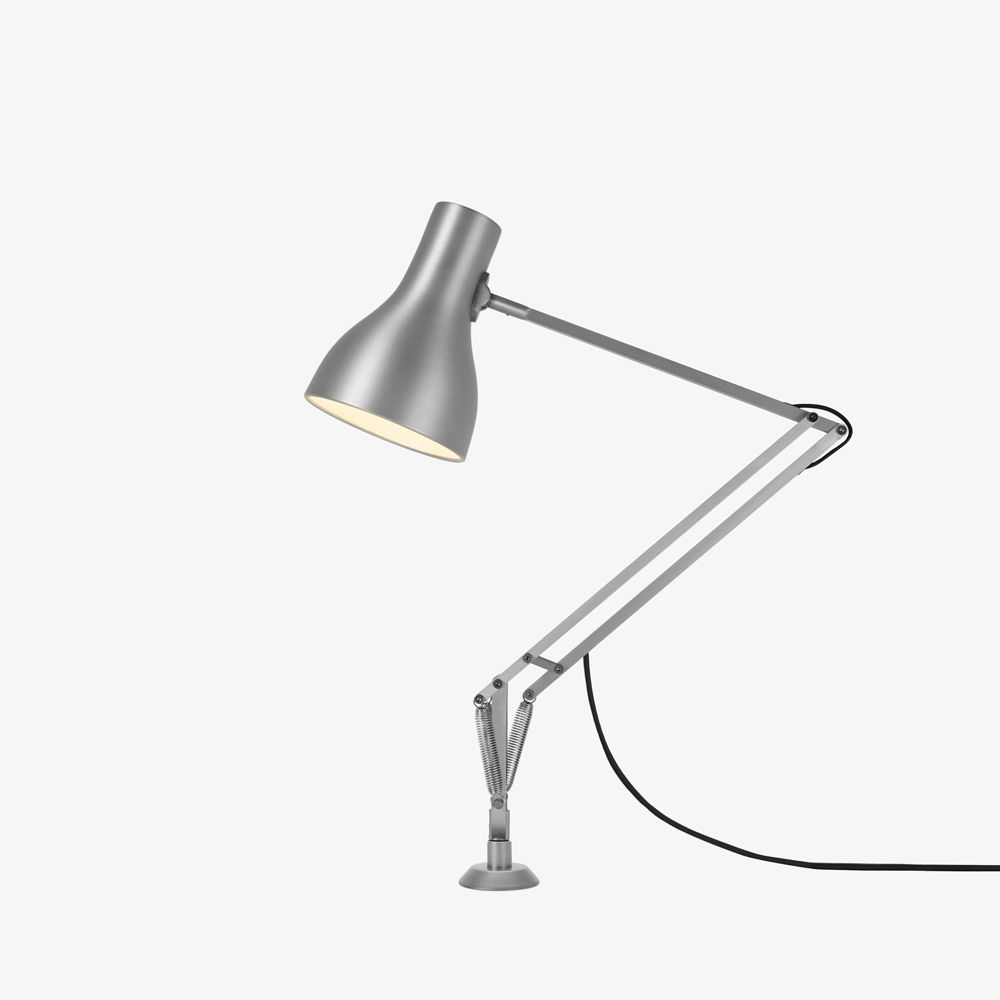 Type 75 Lamp With Desk Insert with proportions 1000 X 1000