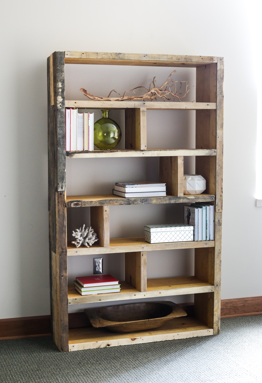 Diy Rustic Pallet Bookshelf for measurements 900 X 1316