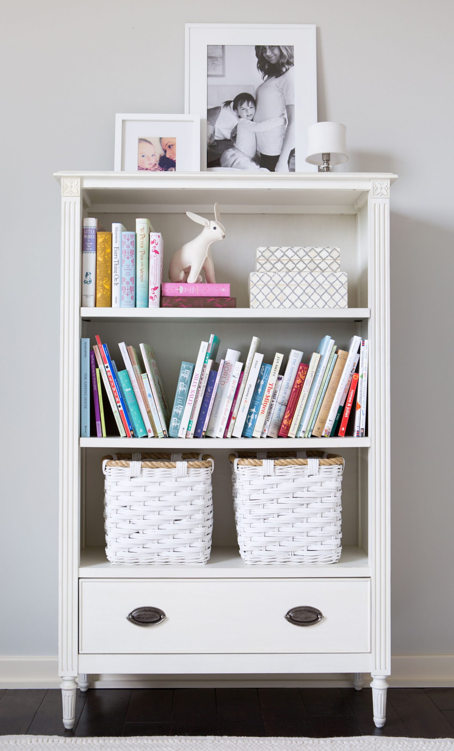 Simple Pretty Bookshelf Styling In A Girls Room Kids Room pertaining to sizing 3366 X 5558